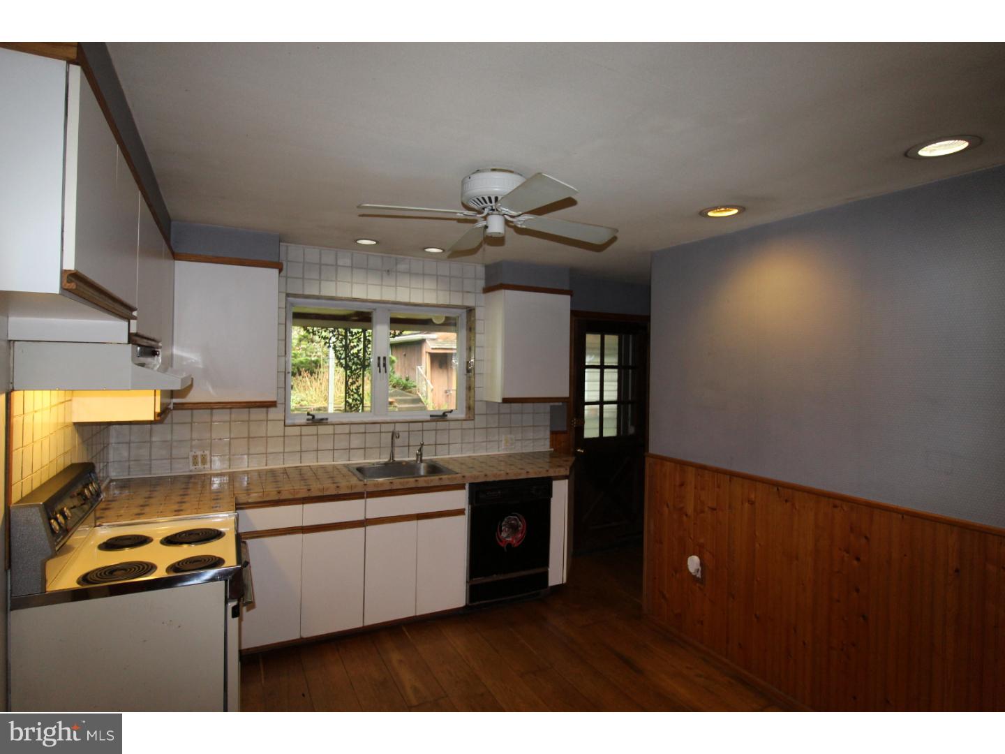 2365 Terwood Road Huntingdon Valley, PA 19006 - Photo 15 of 23 Gallery Image 15