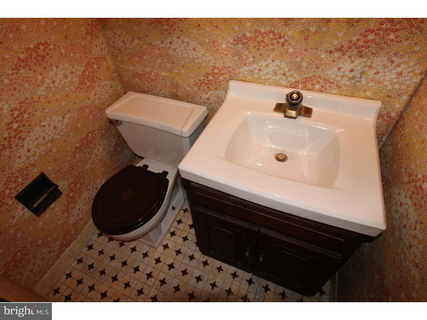 2365 Terwood Road Huntingdon Valley, PA 19006 - Photo 19 of 23 Gallery Image 19