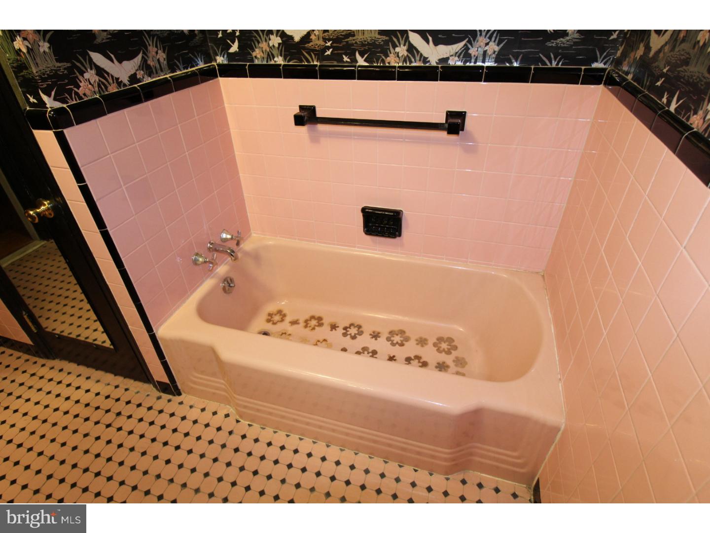 2365 Terwood Road Huntingdon Valley, PA 19006 - Photo 22 of 23 Gallery Image 22