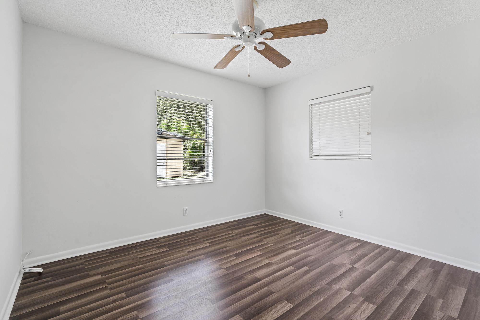 126 2nd Street Jupiter, FL 33458 - Photo 11 of 30 126 Second St -11