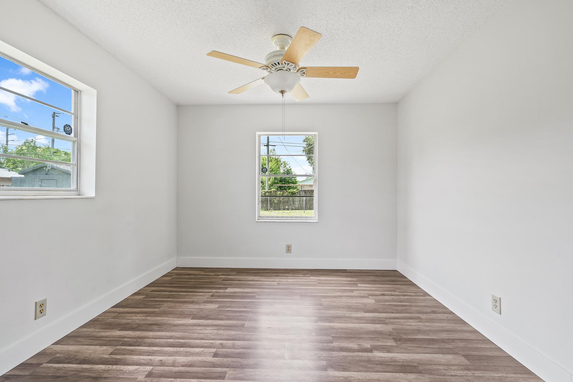 126 2nd Street Jupiter, FL 33458 - Photo 13 of 30 126 Second St -13