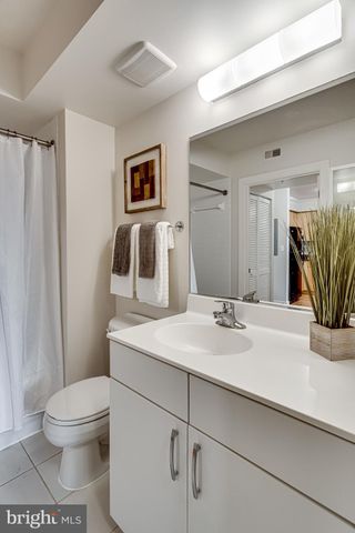 $379,000 | 1000 New Jersey Avenue Southeast, Unit 221, Washington, DC 20003