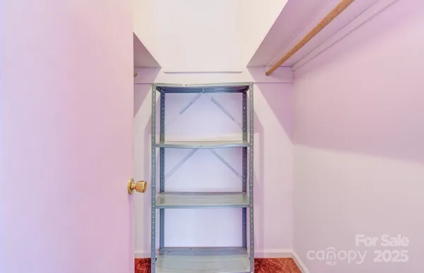 a view of empty room with window