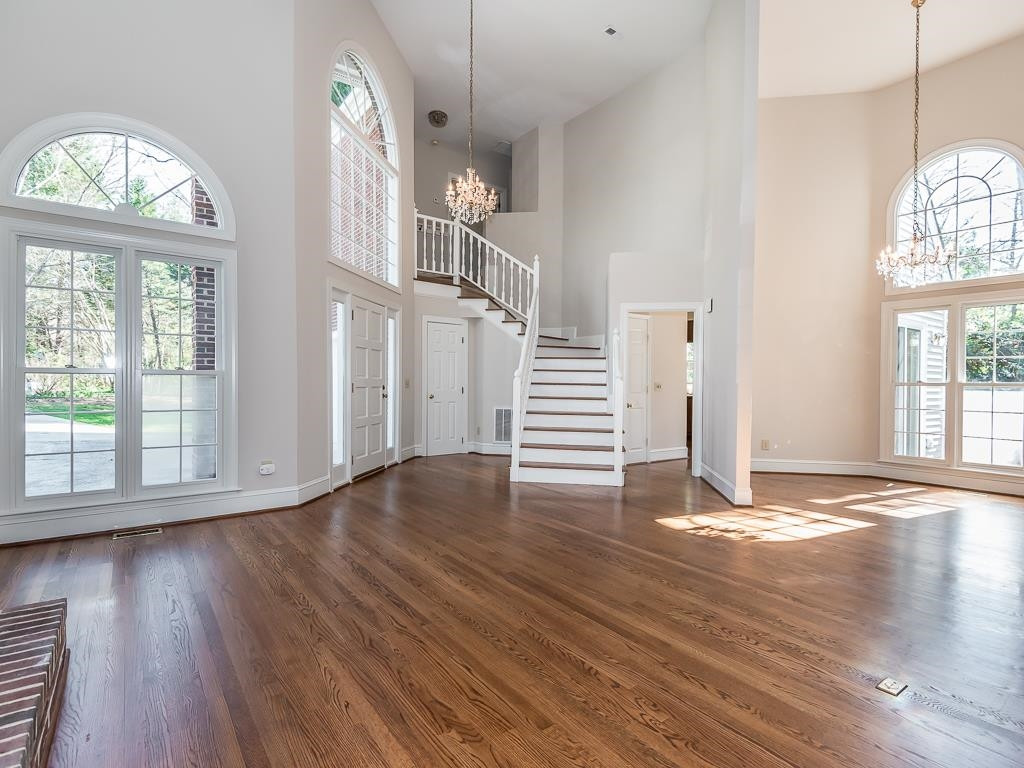 2001 Treverton Place Raleigh, NC 27609 - Photo 3 of 31 Family Room