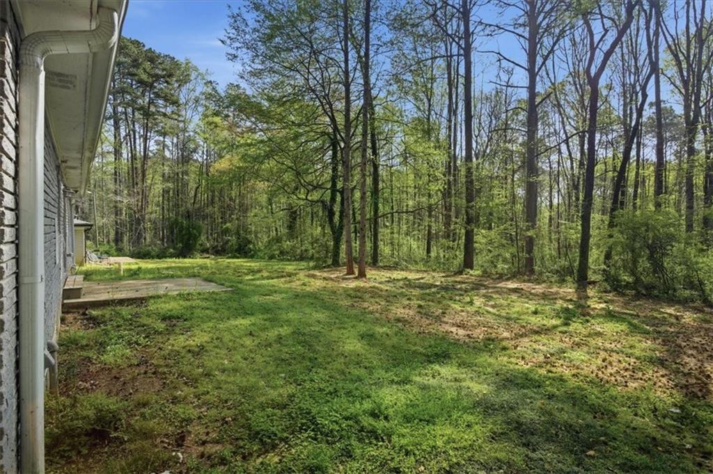 2536 Butner Road Atlanta, GA 30331 - Photo 29 of 42 a view of outdoor space and yard
