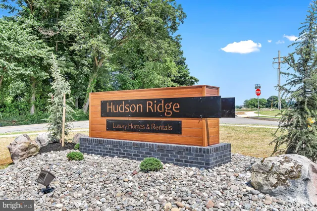 $276,400 | 442 Bradford Drive, Unit 56, Red Lion, PA 17356