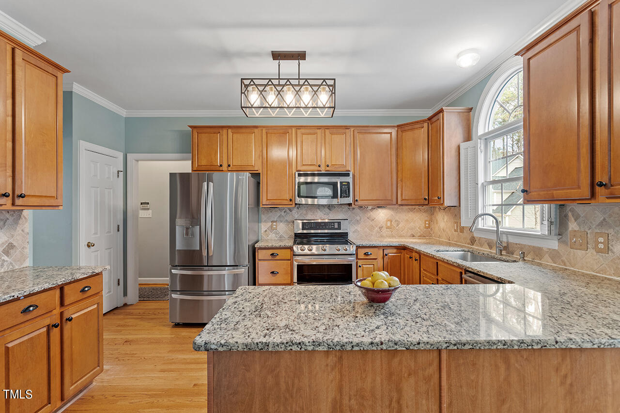 2709 Dray Court Raleigh, NC 27613 - Photo 4 of 51 2709-Dray-Ct-Raleigh-NC-27613-MLS-00034