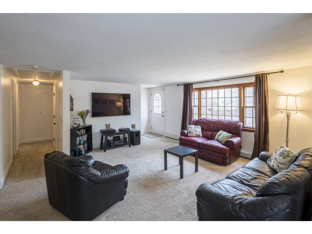 100 Mary Batchelder Road Hampton, NH 03842 - Photo 8 of 15