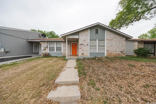 $145,000 | 1211 Churing Drive, San Antonio, TX 78245