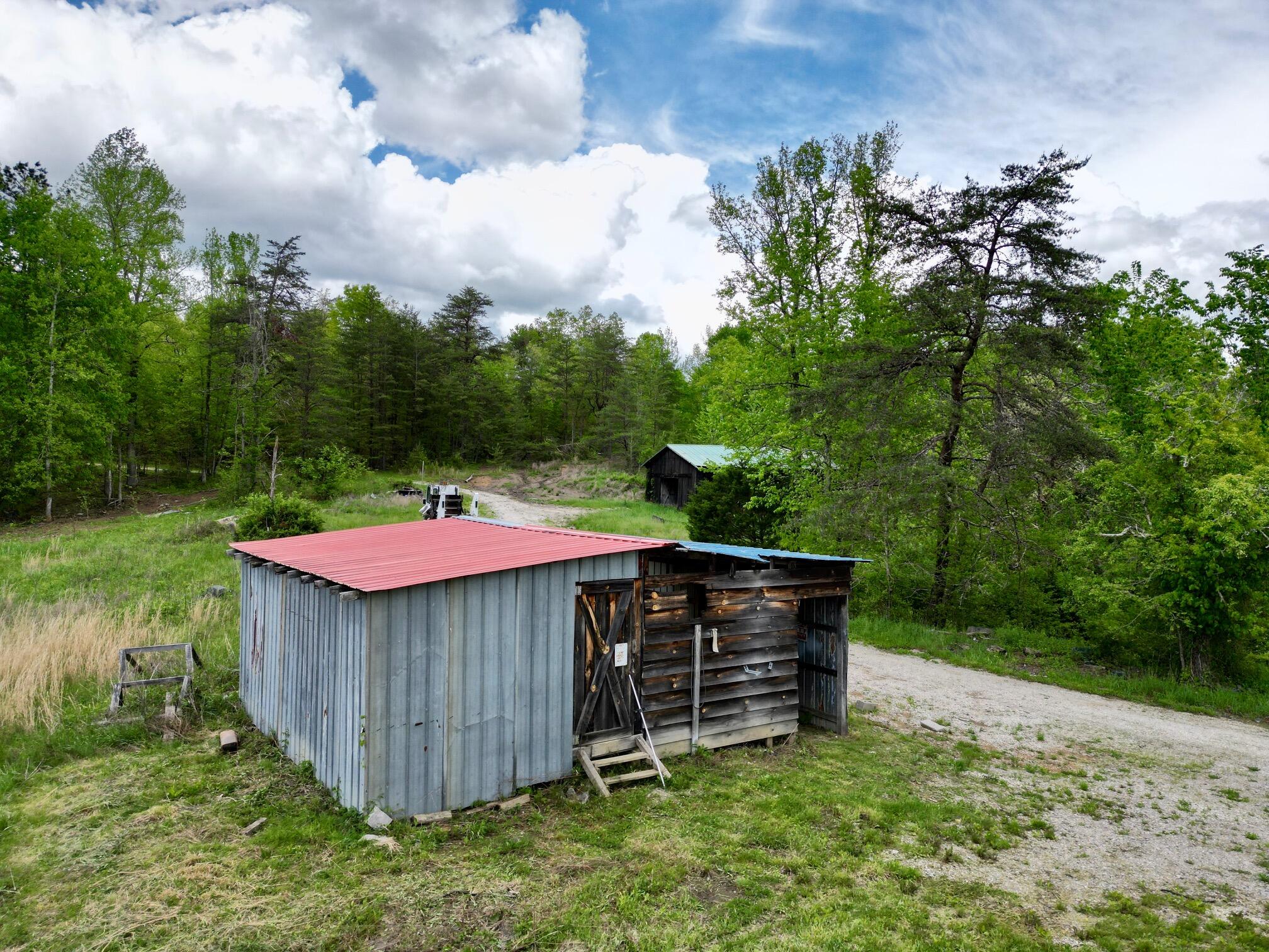 387 Old Fincastle Road Zoe, KY 41397 - Photo 59 of 76 dji_fly_20250504_134518_768_174638161845