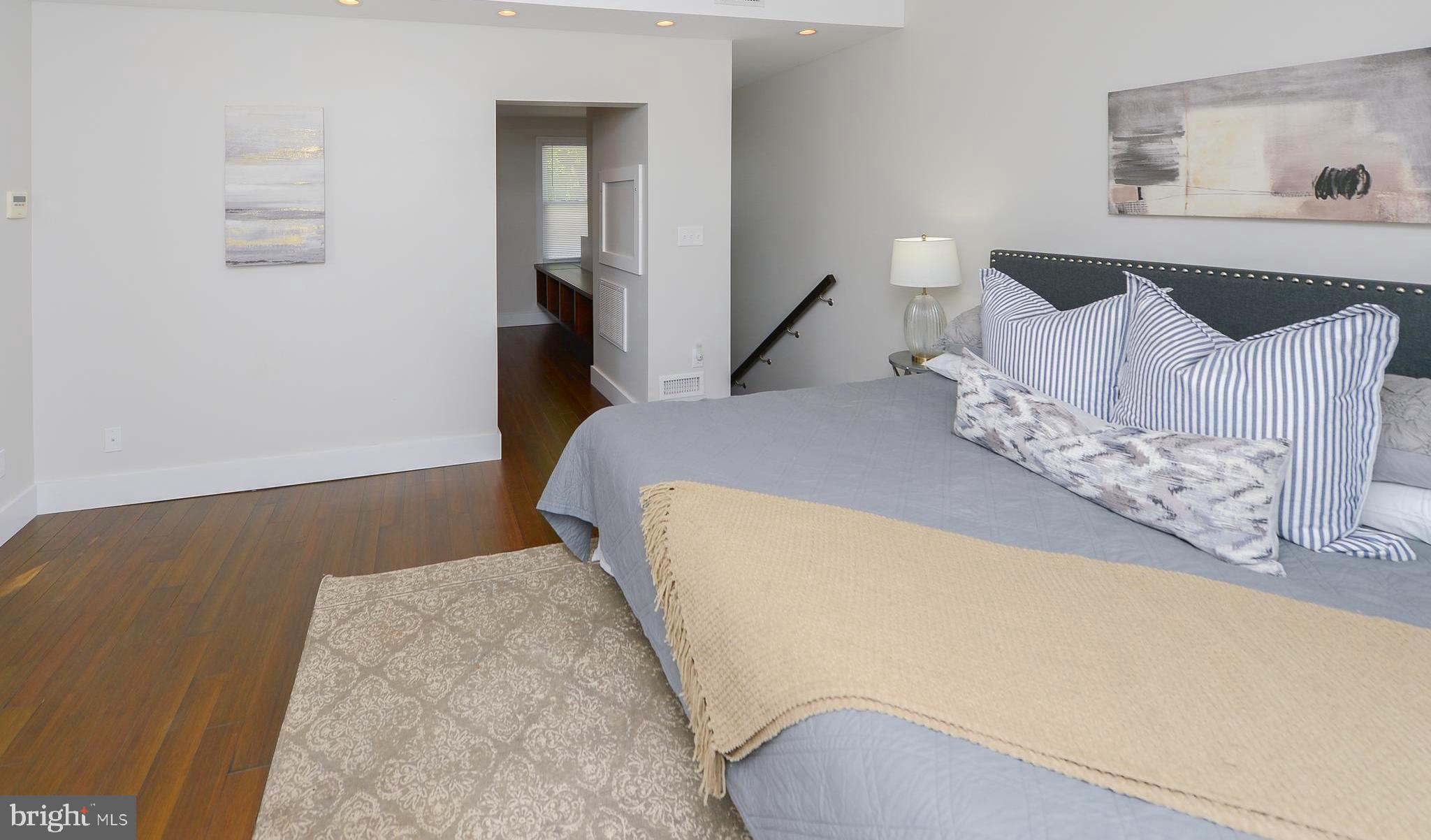 438 Roxborough Avenue Philadelphia, PA 19128 - Photo 31 of 35
Primary Bedroom Suite-3rd Fl