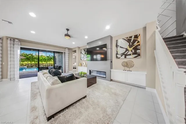 a view of a walk in closet