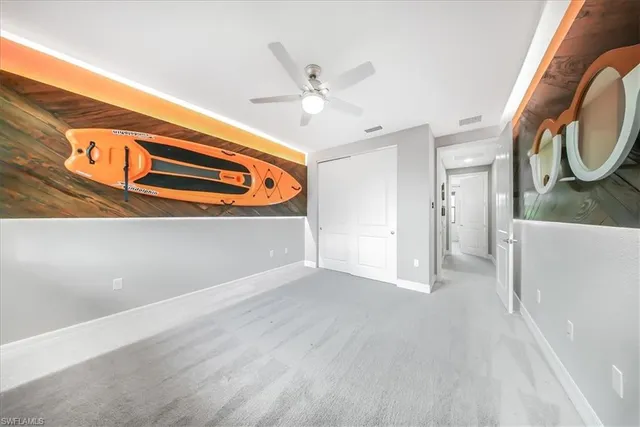 a view of livingroom with furniture