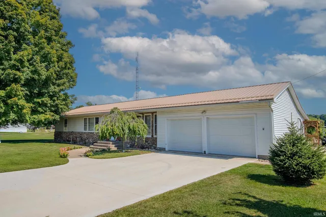 $350,000 | 3915 North 200 East, Lagrange, IN 46761