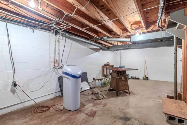 $350,000 | 3915 North 200 East, Lagrange, IN 46761