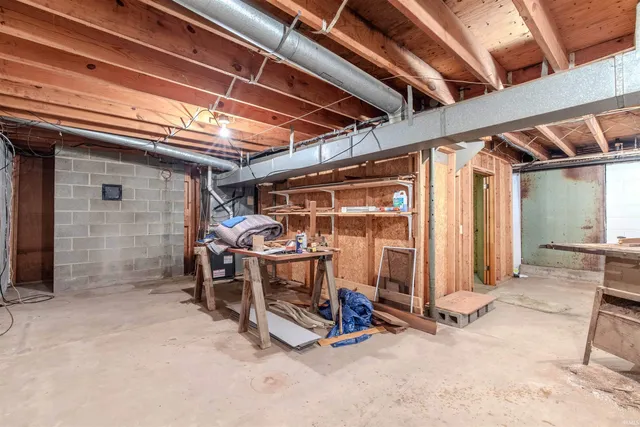 $350,000 | 3915 North 200 East, Lagrange, IN 46761