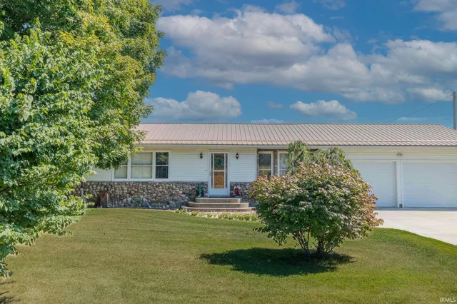 $350,000 | 3915 North 200 East, Lagrange, IN 46761