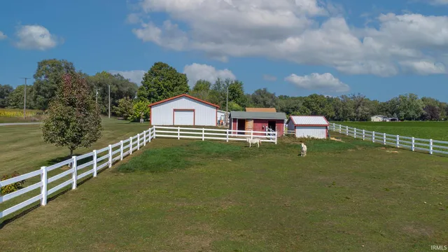 $350,000 | 3915 North 200 East, Lagrange, IN 46761