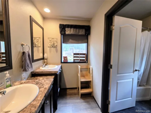 a view of a walk in closet