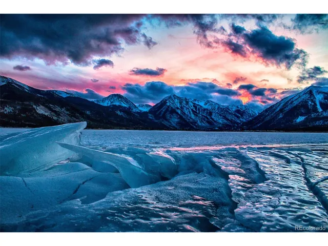 a view of a wooden floor