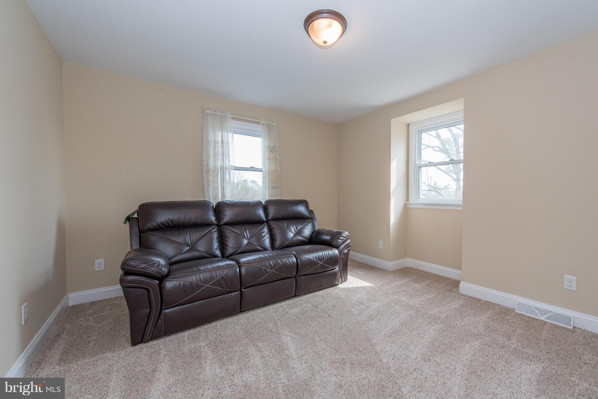 12625 Triadelphia Road Ellicott City, MD 21042 - Photo 23 of 29 Bedroom