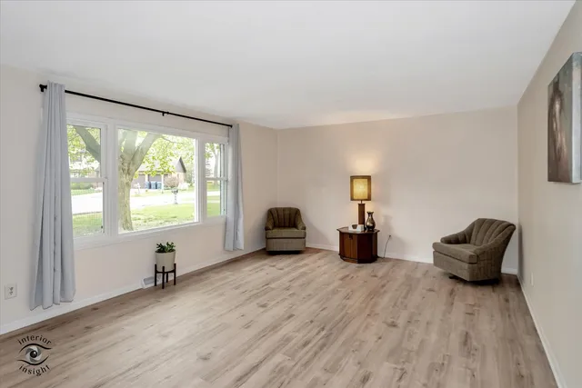 $2,150 | 18 Laurel Lane, Grant Park, IL 60940