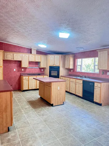 $239,000 | 977 Macon Lane, Walterboro, SC 29488