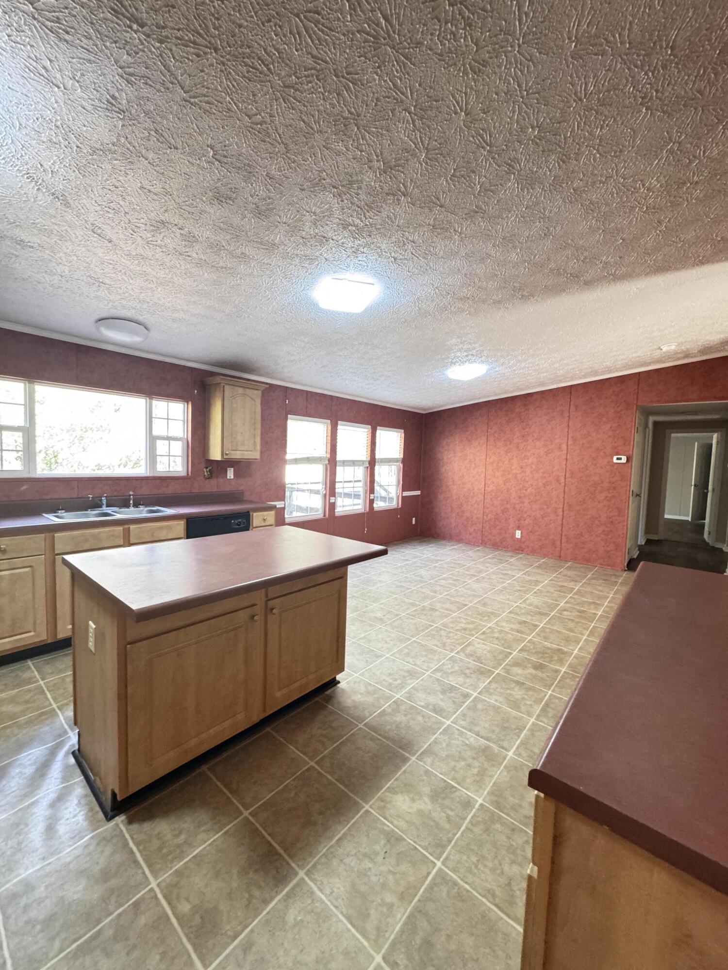 977 Macon Lane Walterboro, SC 29488 - Photo 21 of 27 20260129_165457261_iOS