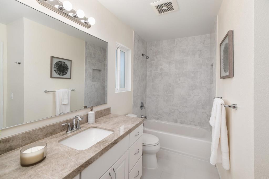 3008 Rana Court Carlsbad, CA 92009 - Photo 23 of 42
