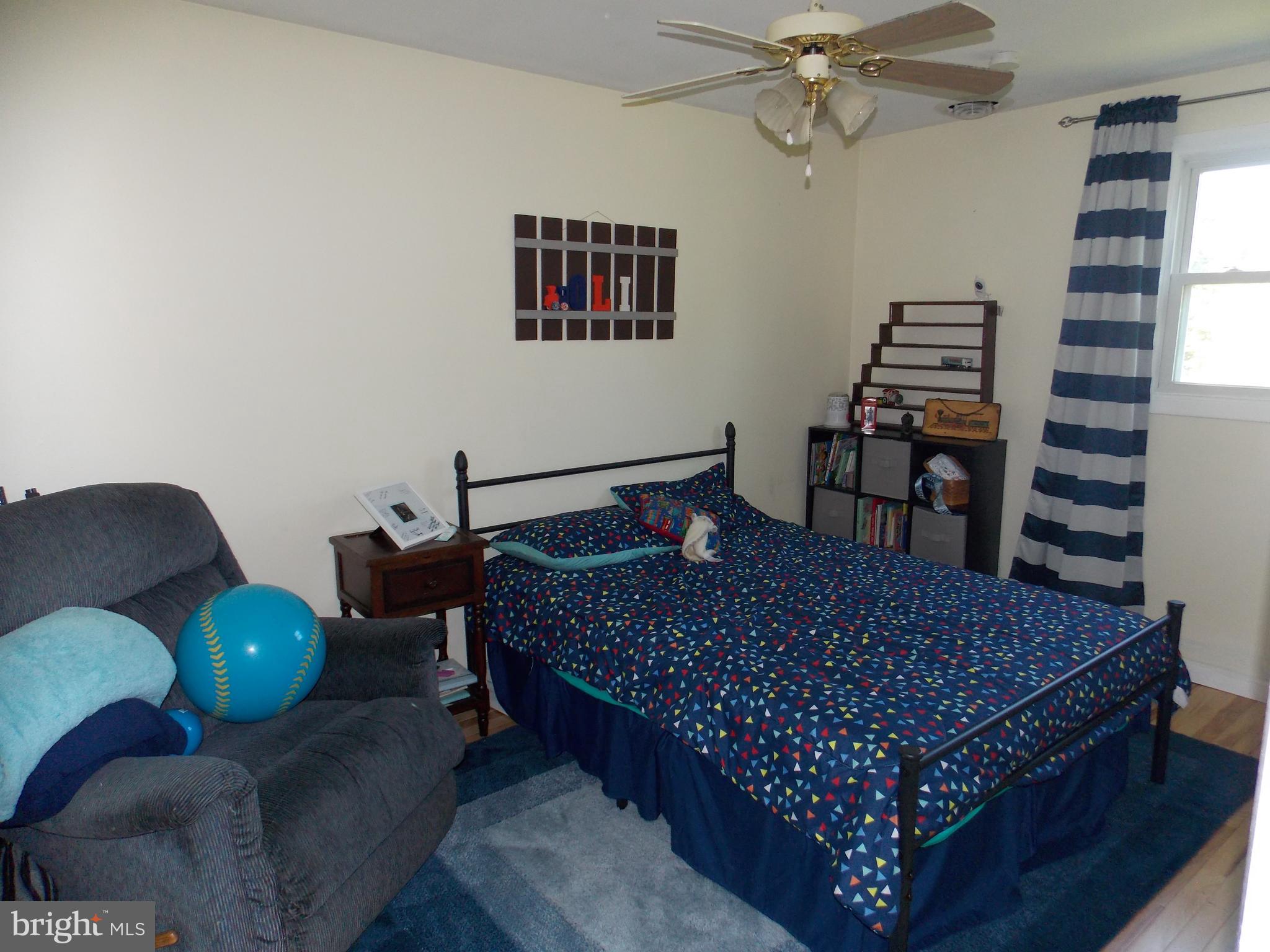 2932 Mt Hope Home Road Manheim, PA 17545 - Photo 14 of 43 2nd bedroom