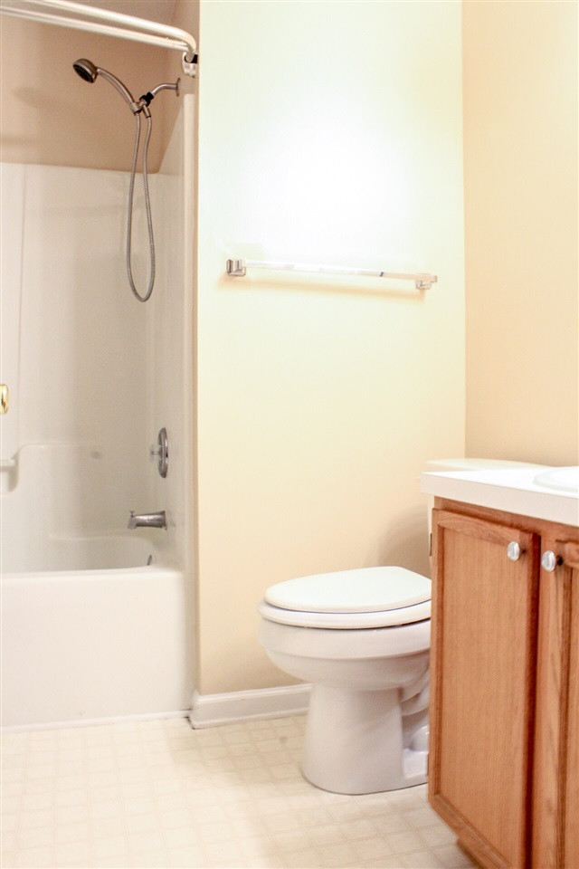 2912 Tuckland Drive Raleigh, NC 27610 - Photo 14 of 25 Hallway Full Bath