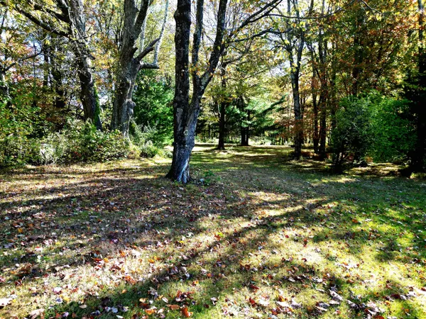 $179,900 | 86 Case Street, Granby, CT 06090