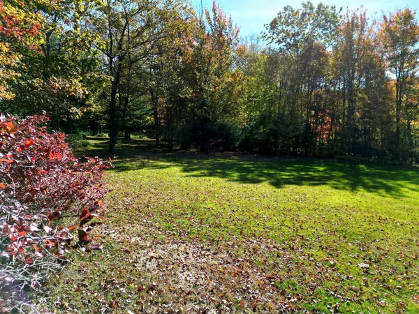 $179,900 | 86 Case Street, Granby, CT 06090