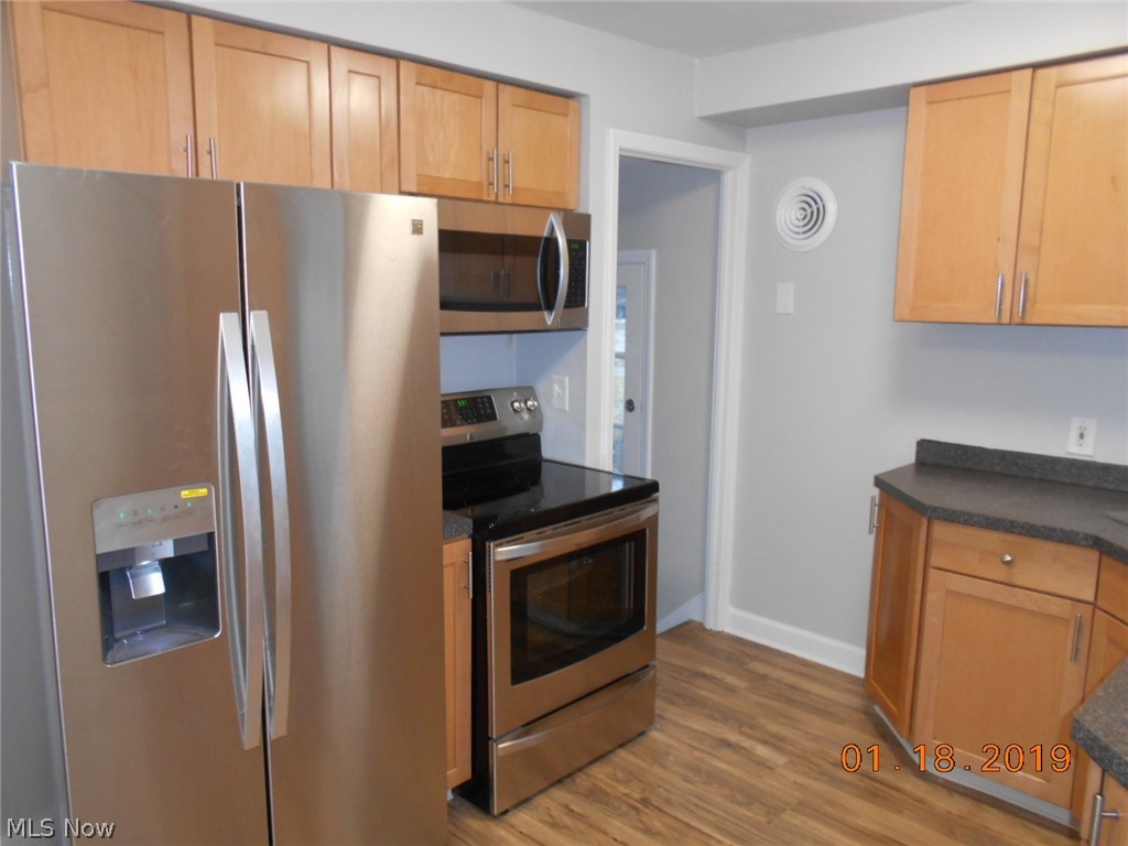 475 East 329th Street Willowick, OH 44095 - Photo 6 of 24 Gallery Image 6