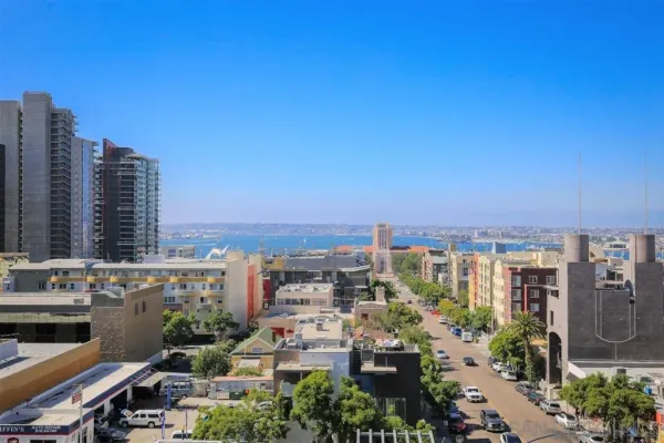$5,690 | 1580 Union Street, Unit 705, San Diego, CA 92101