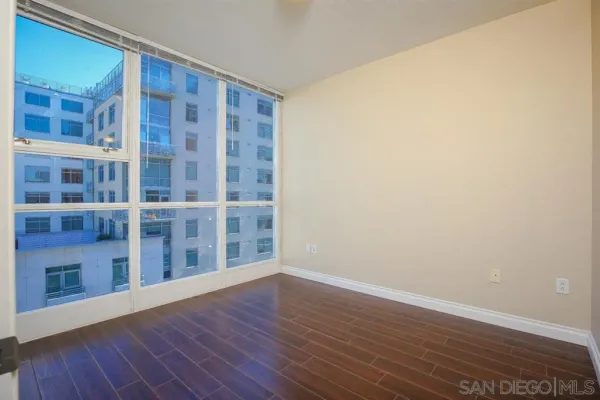 $5,690 | 1580 Union Street, Unit 705, San Diego, CA 92101