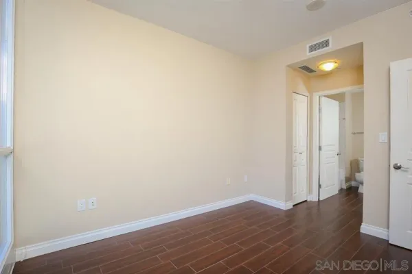 $5,690 | 1580 Union Street, Unit 705, San Diego, CA 92101