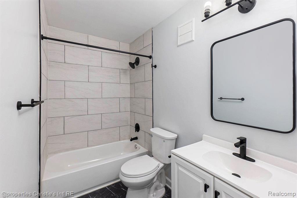 4434 Trumbull, Unit 11 Detroit, MI 48208 - Photo 14 of 18