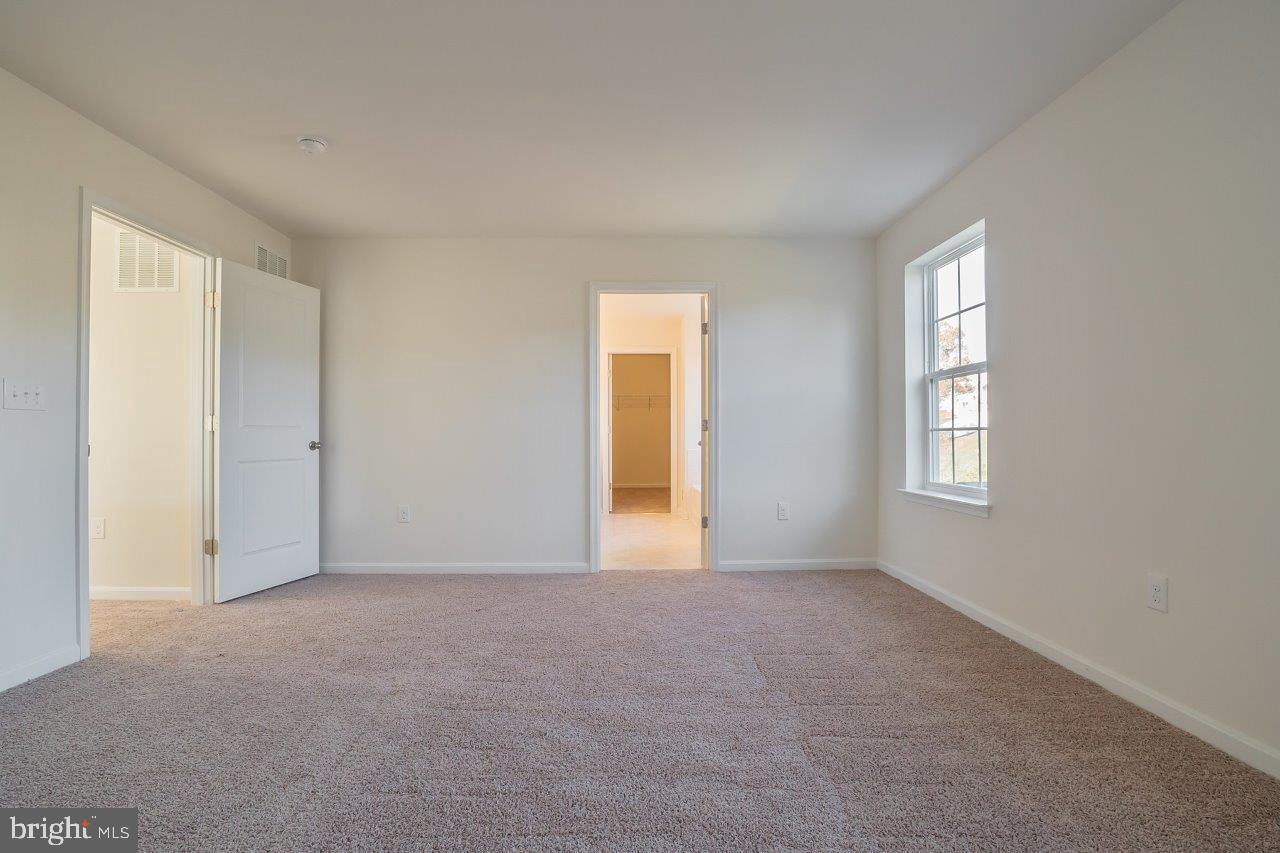 9157 Riverhill Road Laurel, MD 20723 - Photo 5 of 11 Gallery Image 5