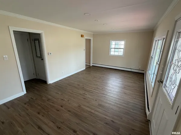 $124,900 | 929 Goltra Avenue, Jacksonville, IL 62650