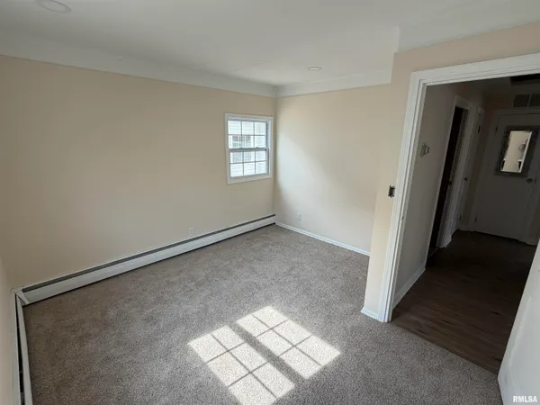 $124,900 | 929 Goltra Avenue, Jacksonville, IL 62650