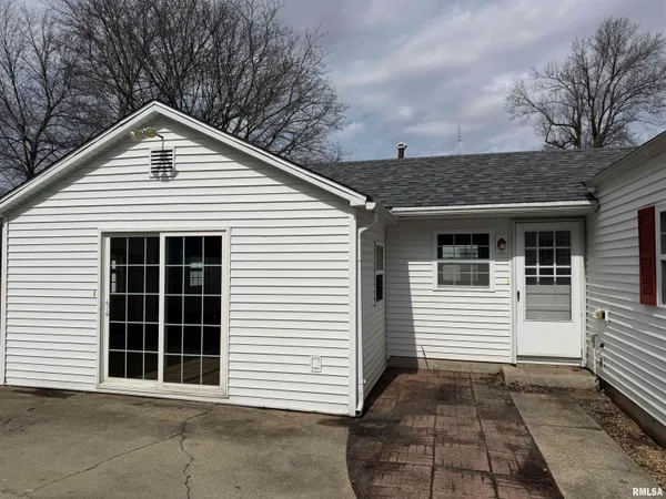 $124,900 | 929 Goltra Avenue, Jacksonville, IL 62650