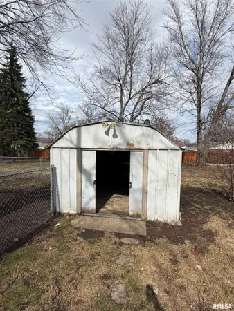 $124,900 | 929 Goltra Avenue, Jacksonville, IL 62650