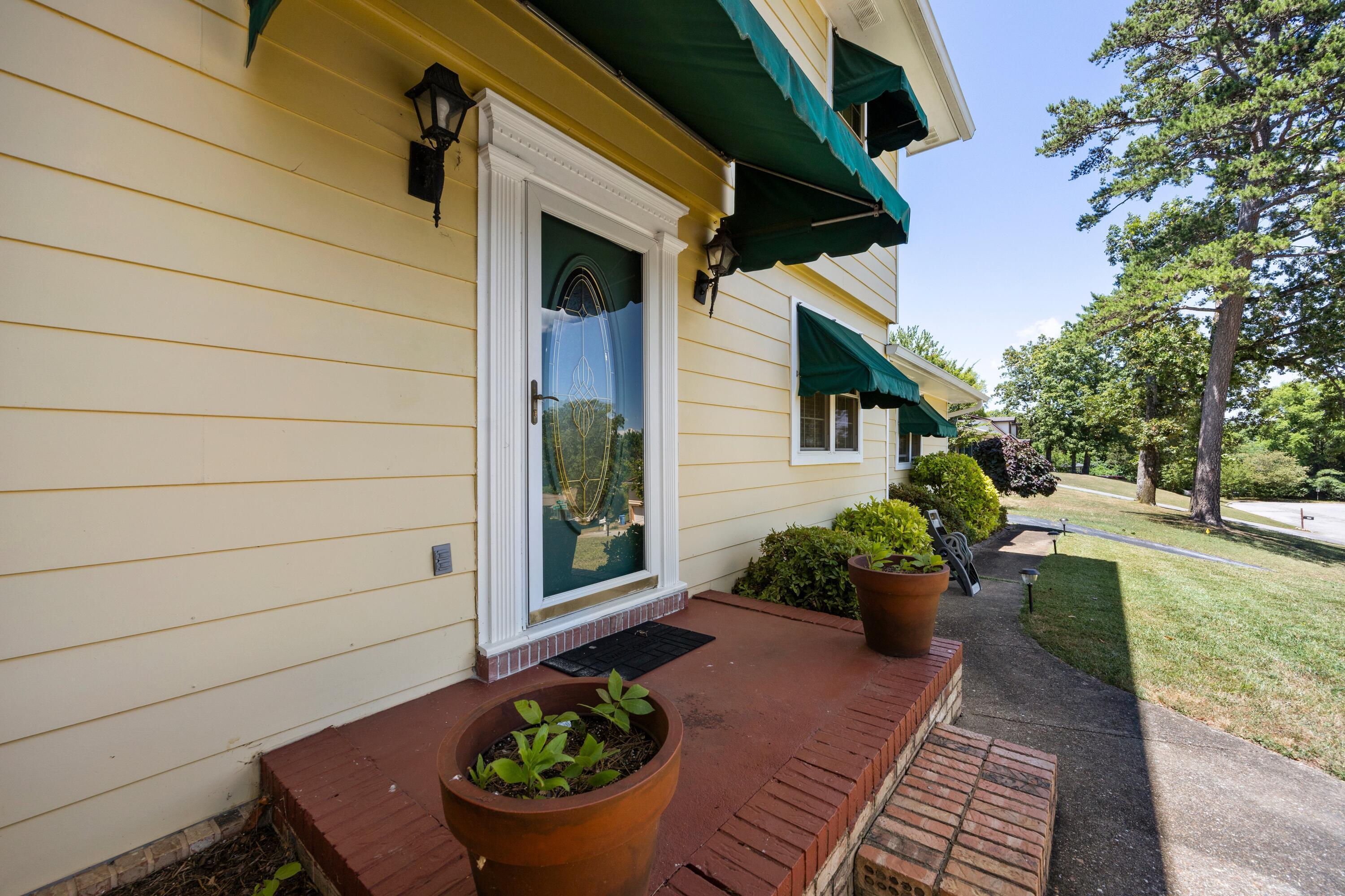 2248 Edgmon Forest Lane Chattanooga, TN 37421 - Photo 5 of 27 IMG_5832 (1)