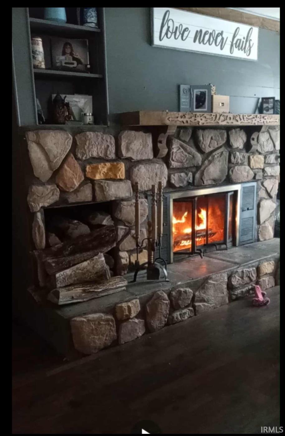 100 North Delaware Lane Somerset, IN 46940 - Photo 5 of 18