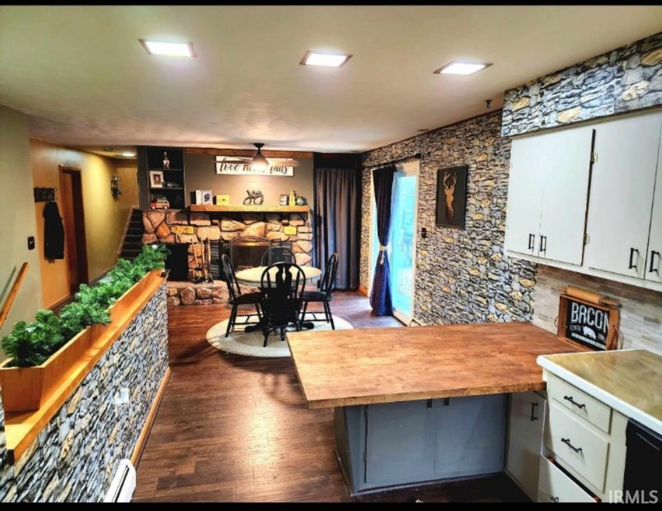 100 North Delaware Lane Somerset, IN 46940 - Photo 7 of 18