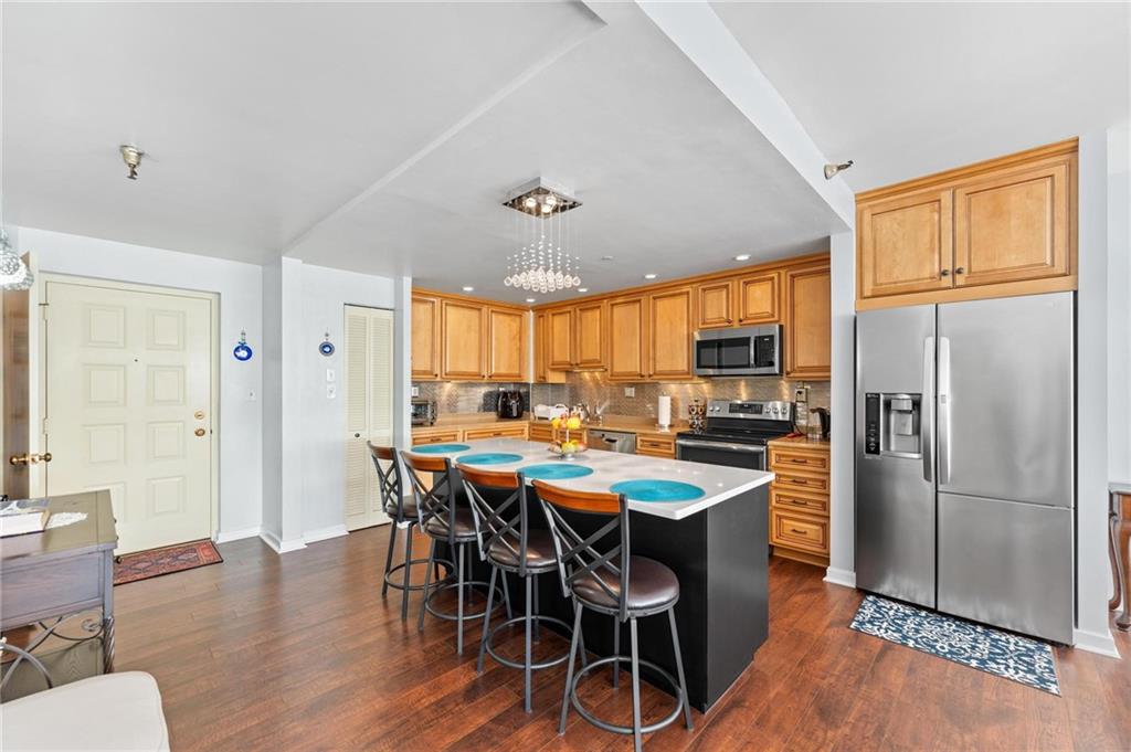 750 Washington Road, Unit 802 Pittsburgh, PA 15228 - Photo 8 of 36 Gallery Image 8