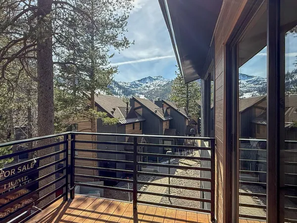 $800,000 | 1560 Olympic Vly Road, Unit 14, Olympic Valley, CA 96146