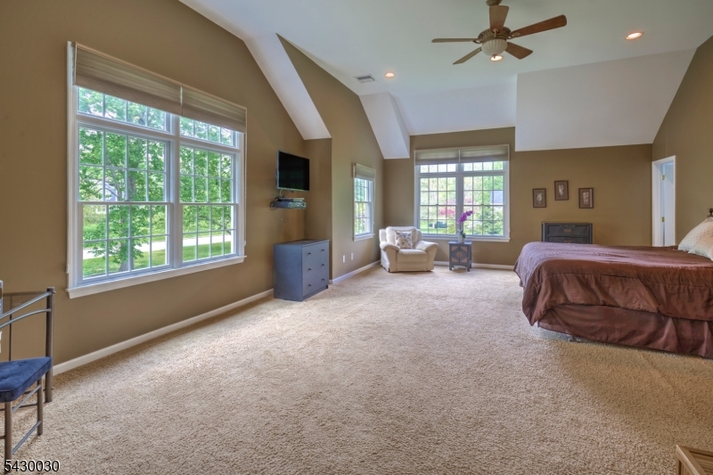 77 Riverside Drive Bernards, NJ 07920 - Photo 19 of 39