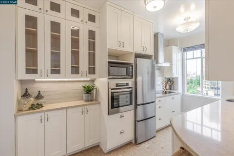 $740,000 | 492 Staten Avenue, Unit 1102, Oakland, CA 94610